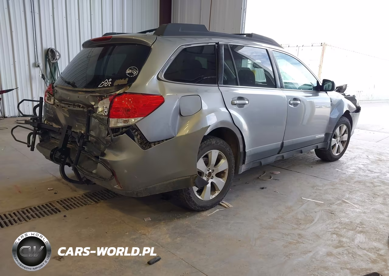 2010 Subaru Outback 2.5I Premium VIN:4S4BRBCC7A3364489 - 4