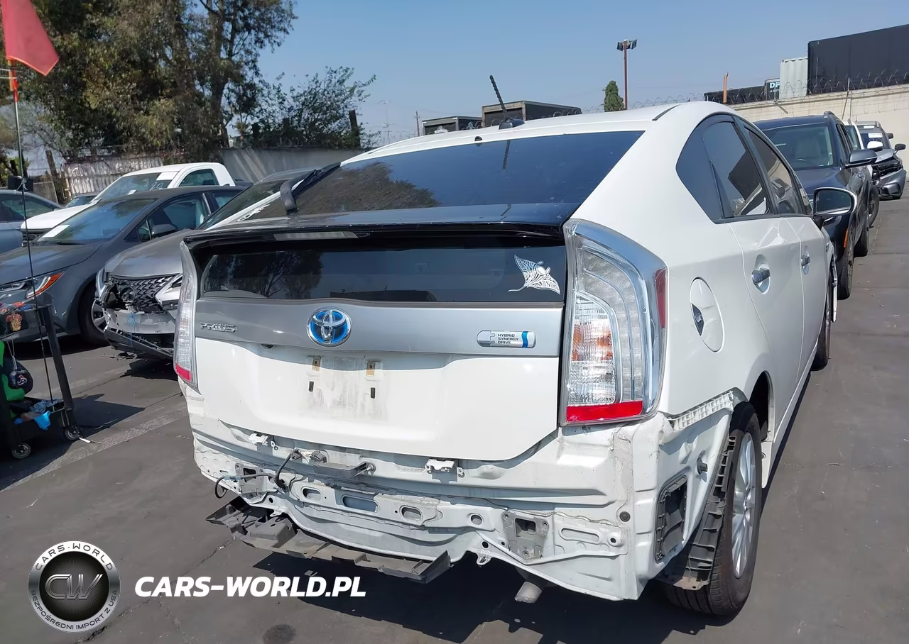 2014 Toyota Prius Plug-In VIN:JTDKN3DP8E3056308 - 16