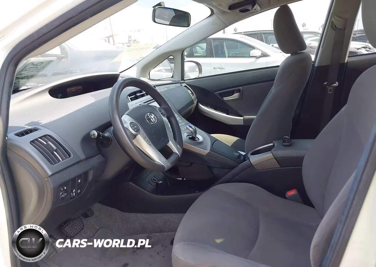 2014 Toyota Prius Plug-In VIN:JTDKN3DP8E3056308 - 17