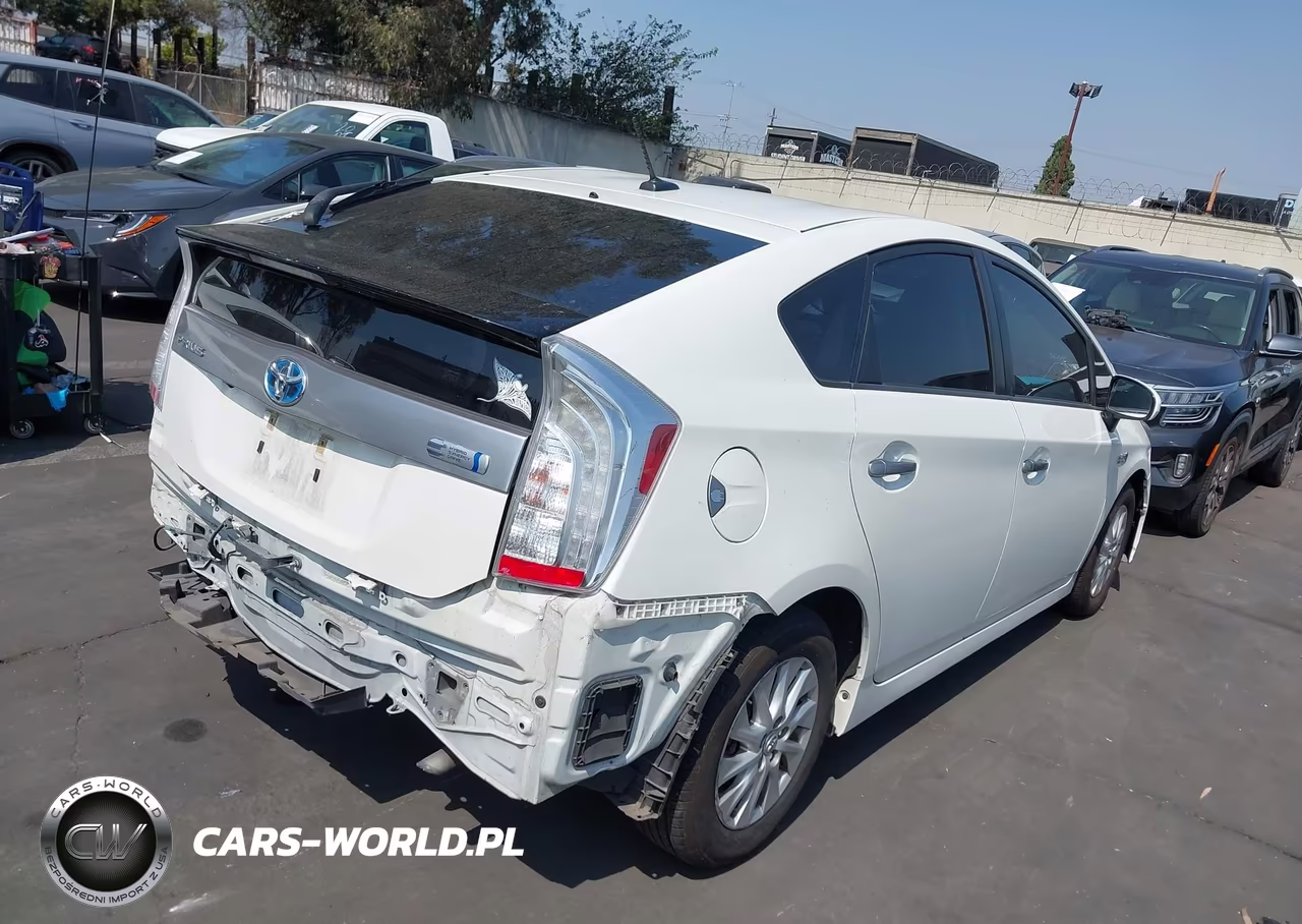 2014 Toyota Prius Plug-In VIN:JTDKN3DP8E3056308 - 4