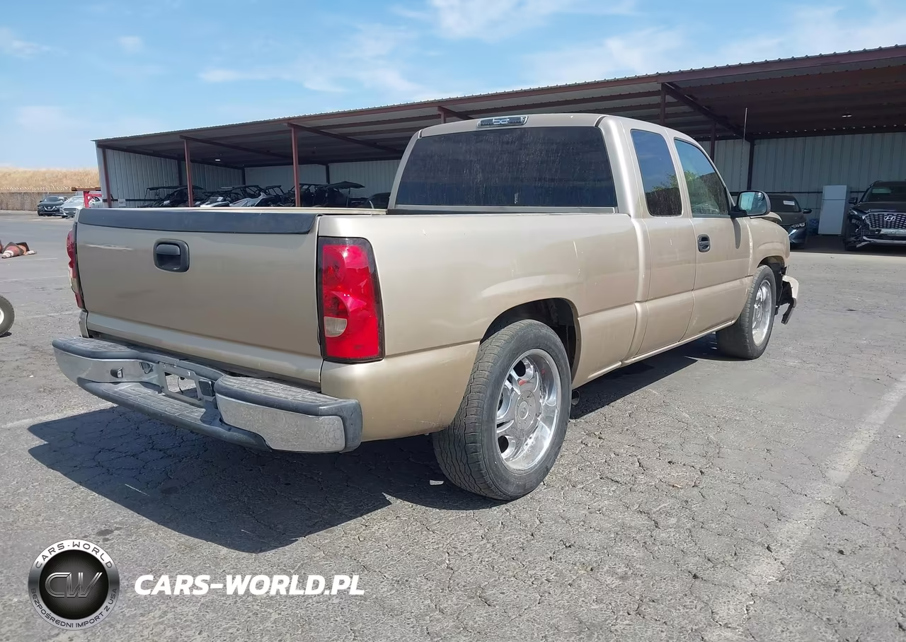 2004 Chevrolet Silverado 1500 Ls VIN:2GCEC19V941158462 - 4