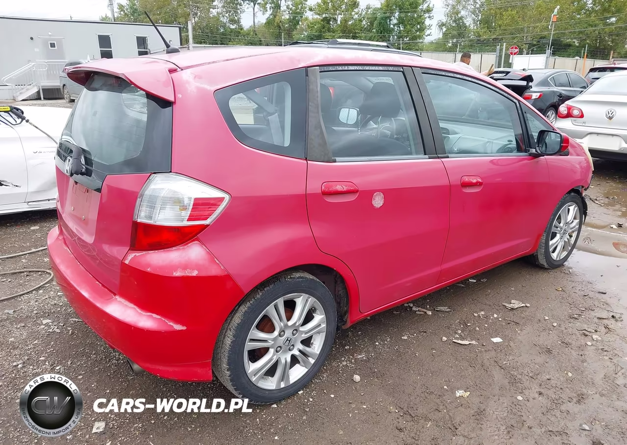 2009 Honda Fit Sport VIN:JHMGE88449S019821 - 4