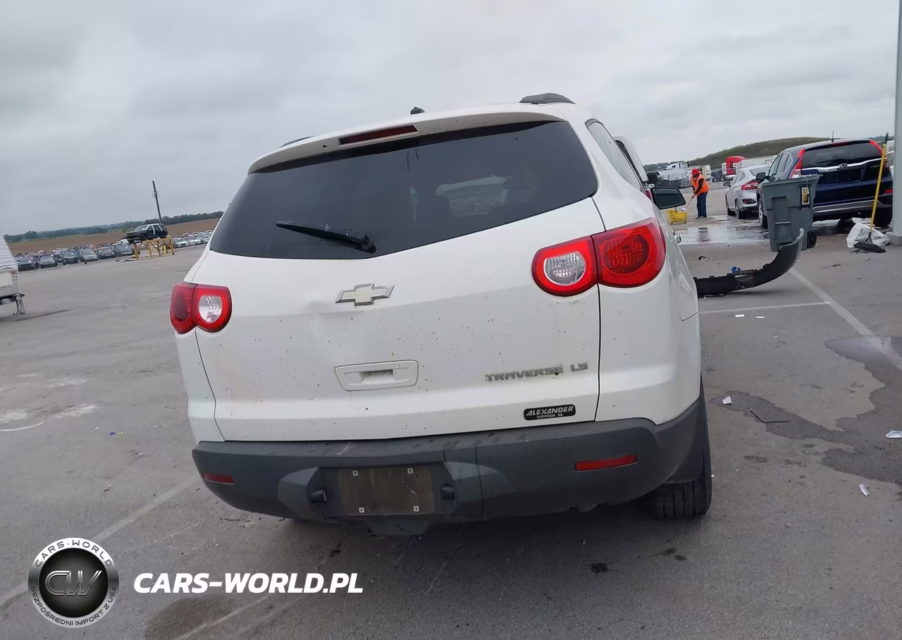 2011 Chevrolet Traverse Ls VIN:1GNKREED1BJ411774 - 16