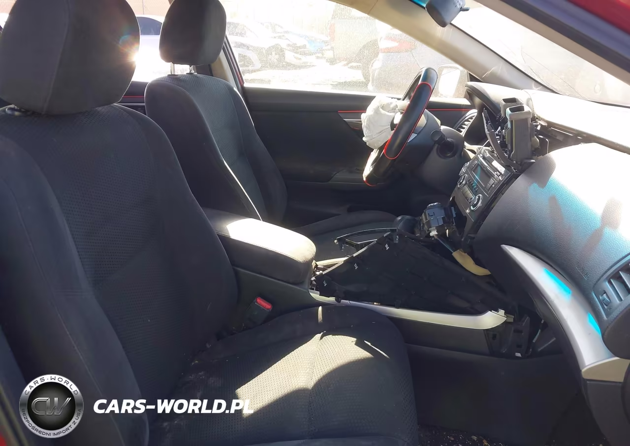 2014 Nissan Altima 2.5 VIN:1N4AL3AP9EC182401 - 5