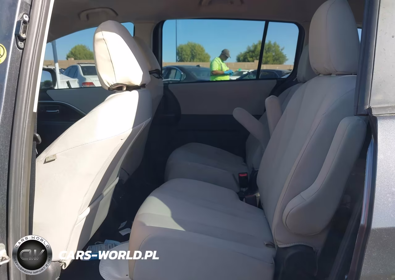 2014 Mazda Mazda5 Sport VIN:JM1CW2BL4E0164986 - 8