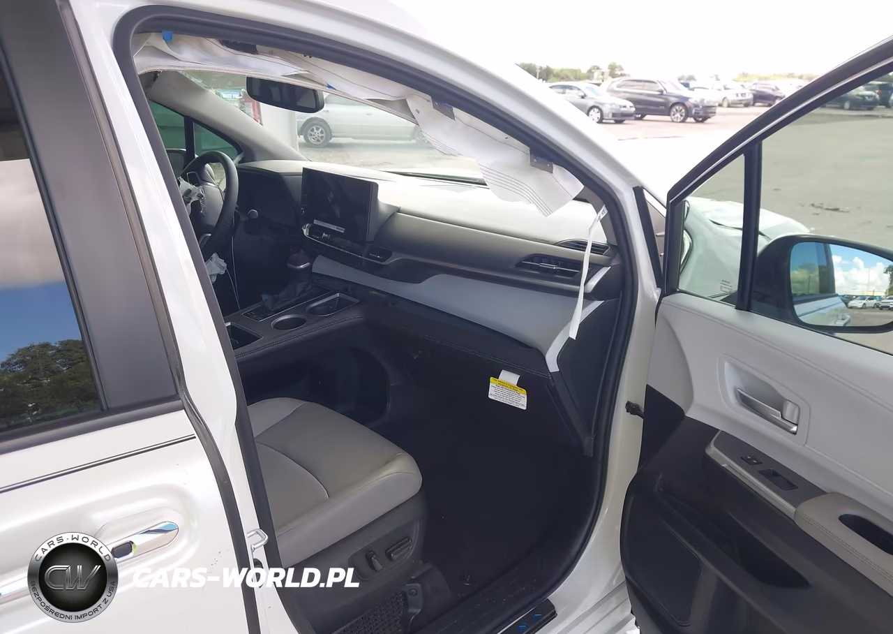 2025 Toyota Sienna Xle VIN:5TDYRKEC5SS278853 - 5