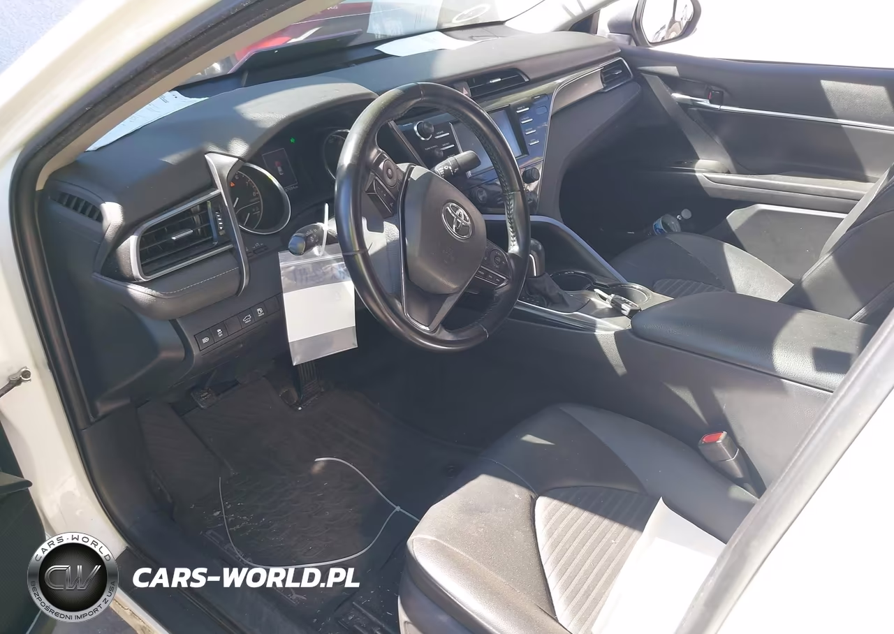 2020 Toyota Camry Se VIN:4T1G11AK4LU954003 - 19