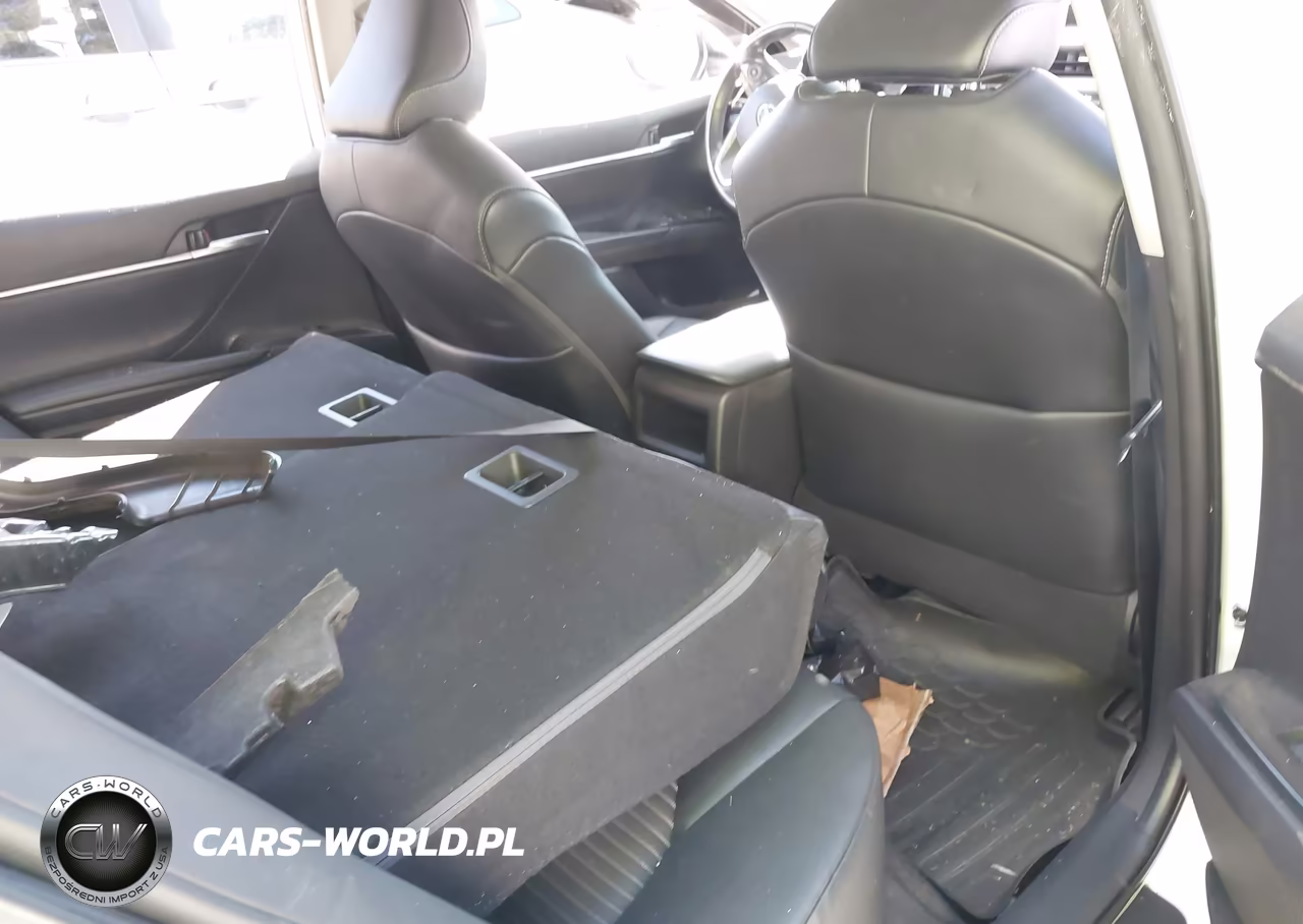 2020 Toyota Camry Se VIN:4T1G11AK4LU954003 - 8