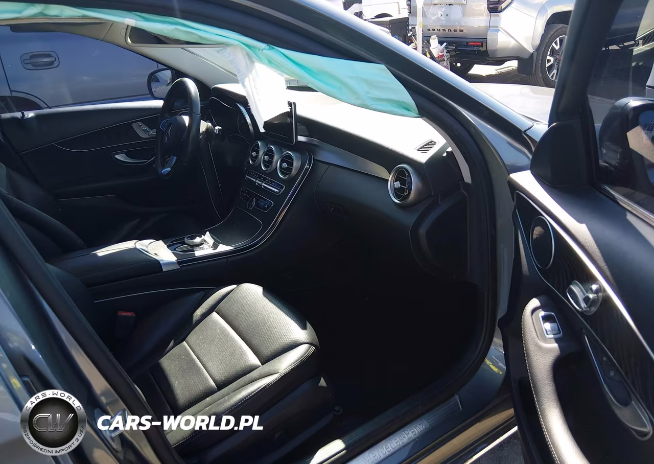 2017 Mercedes-Benz C 300 VIN:55SWF4JB6HU219380 - 5