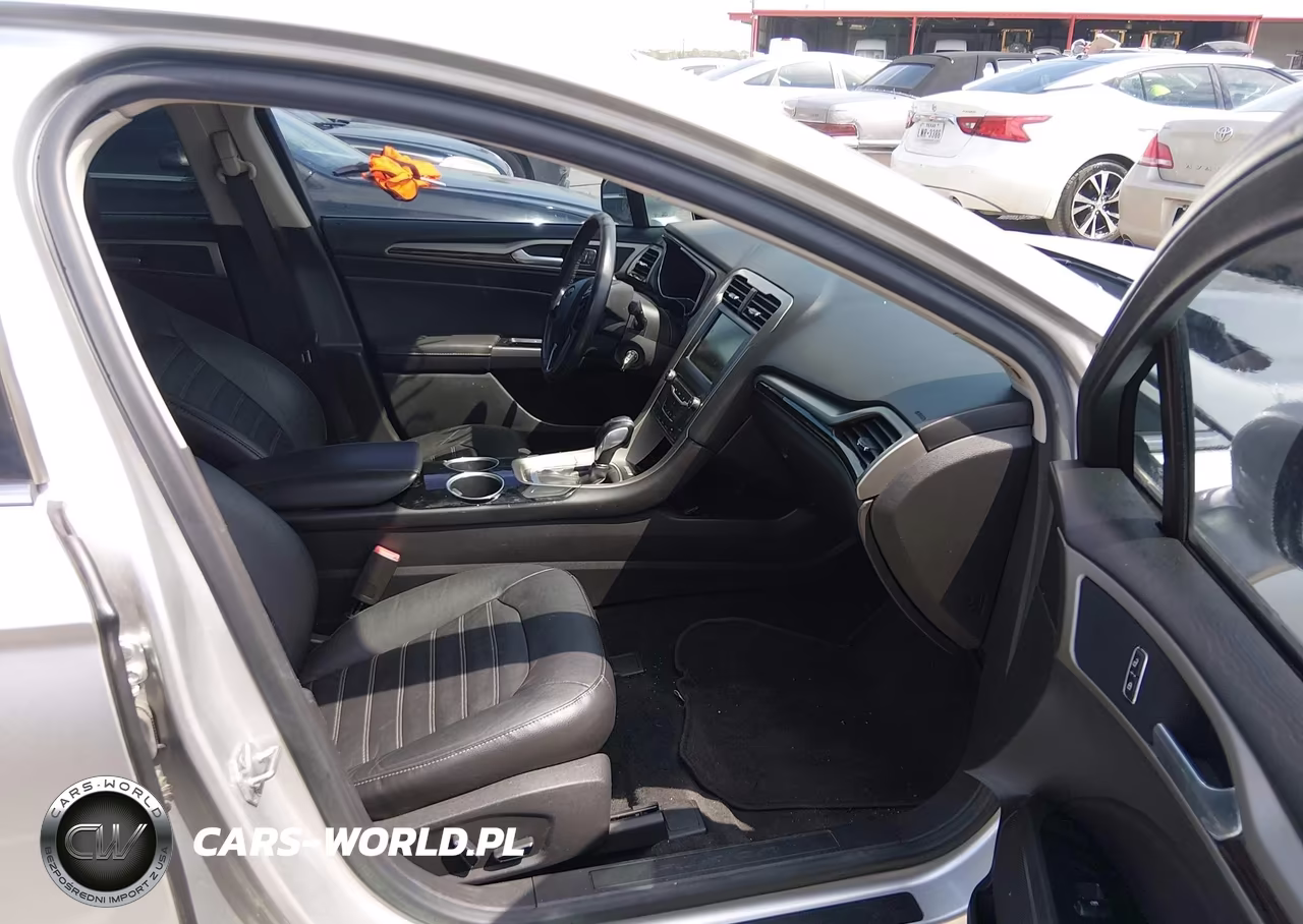 2014 Ford Fusion Se VIN:3FA6P0HD4ER115856 - 5