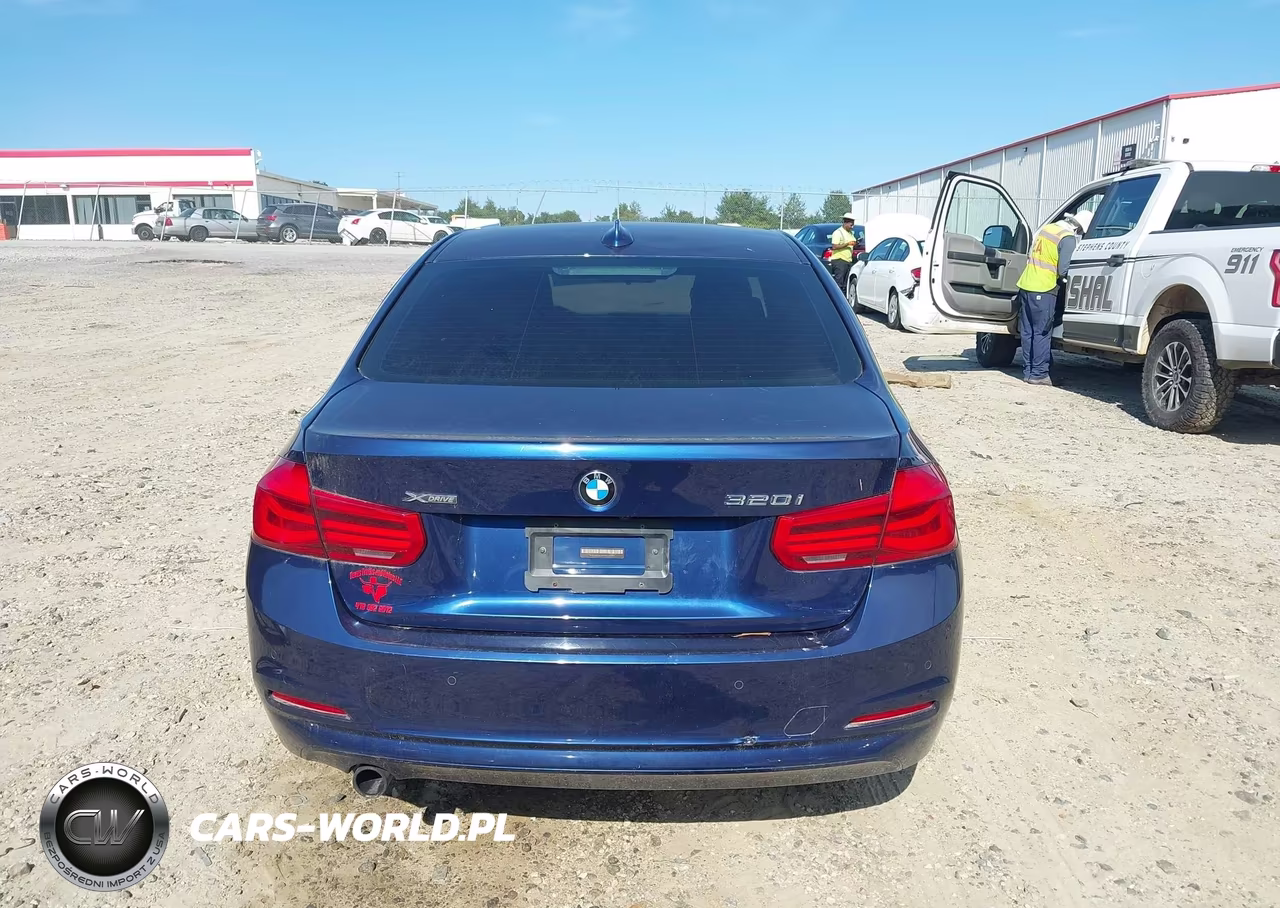 2017 BMW 320I xDrive VIN:WBA8E5G36HNU45095 - 17
