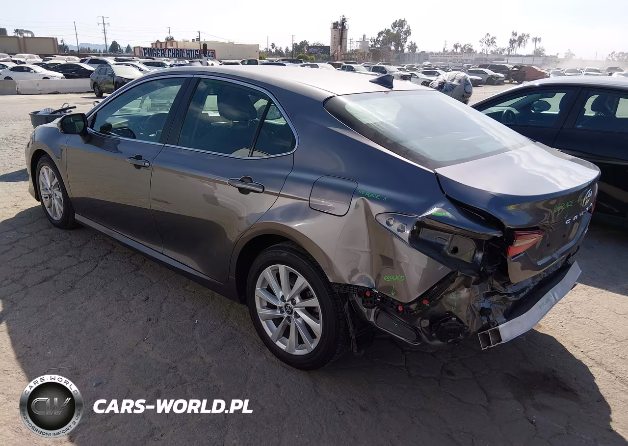 2024 Toyota Camry Le VIN:4T1C11AK4RU237270 - 3
