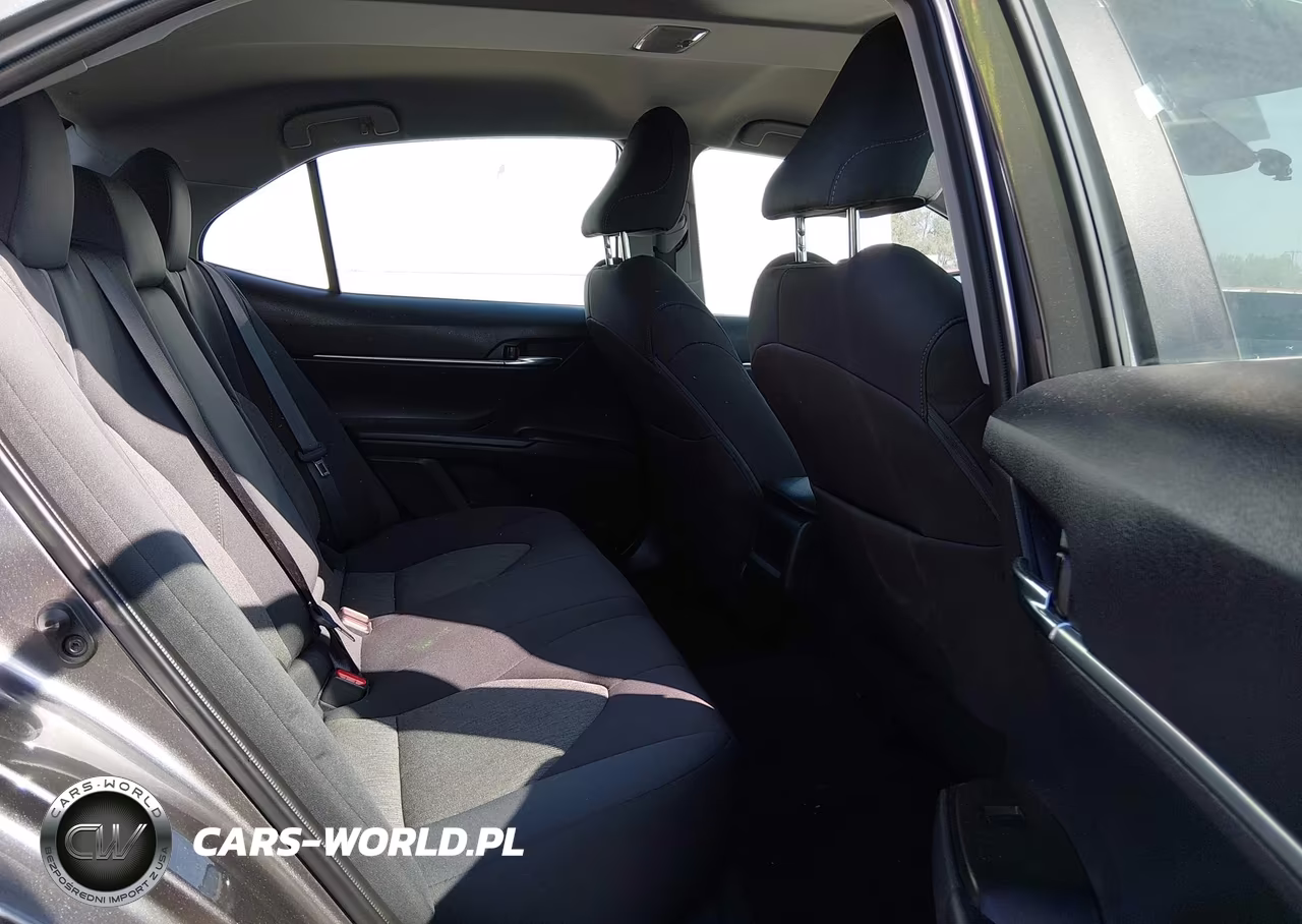 2024 Toyota Camry Le VIN:4T1C11AK4RU237270 - 8