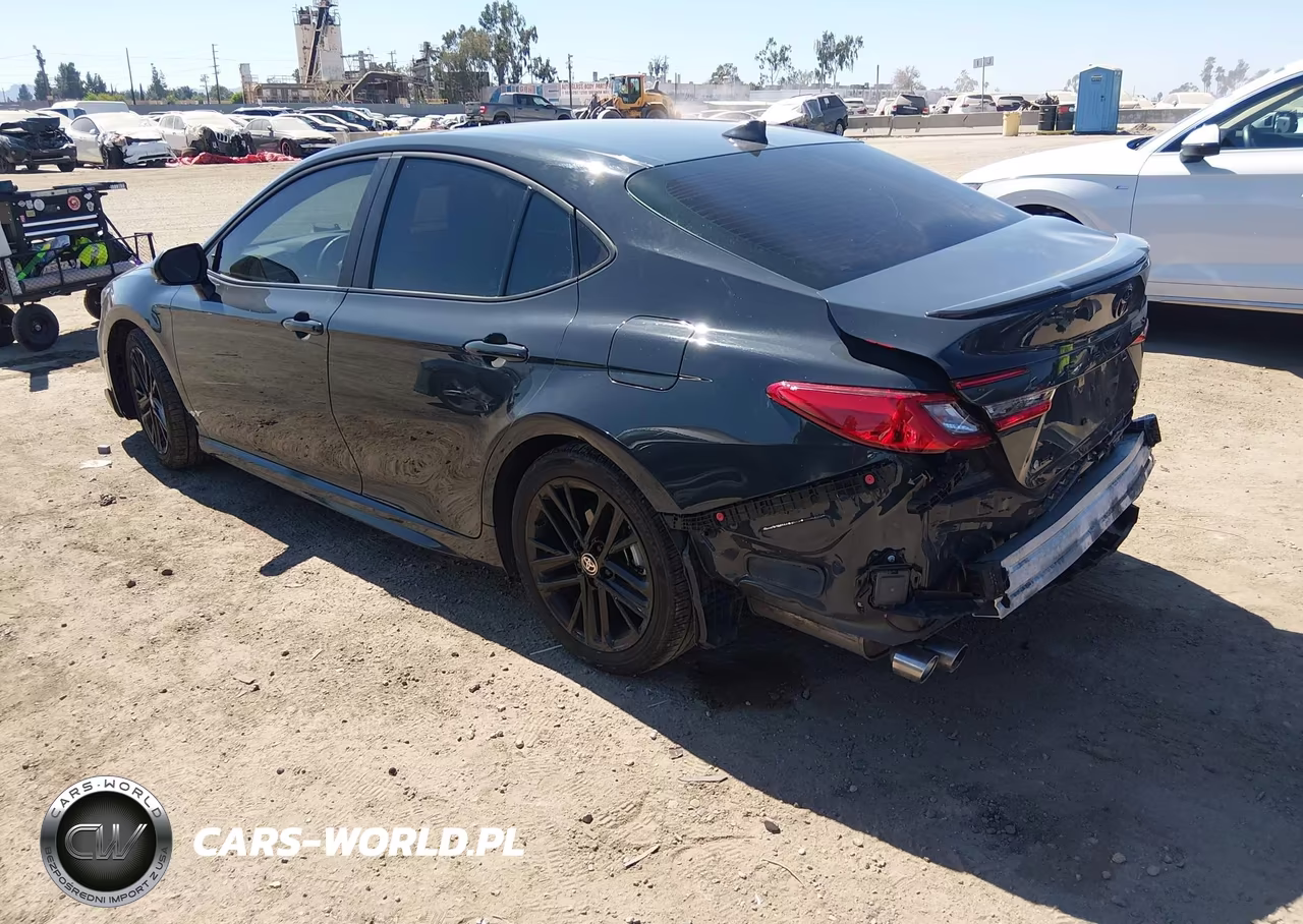 2025 Toyota Camry Se VIN:4T1DAACK1SU575569 - 3