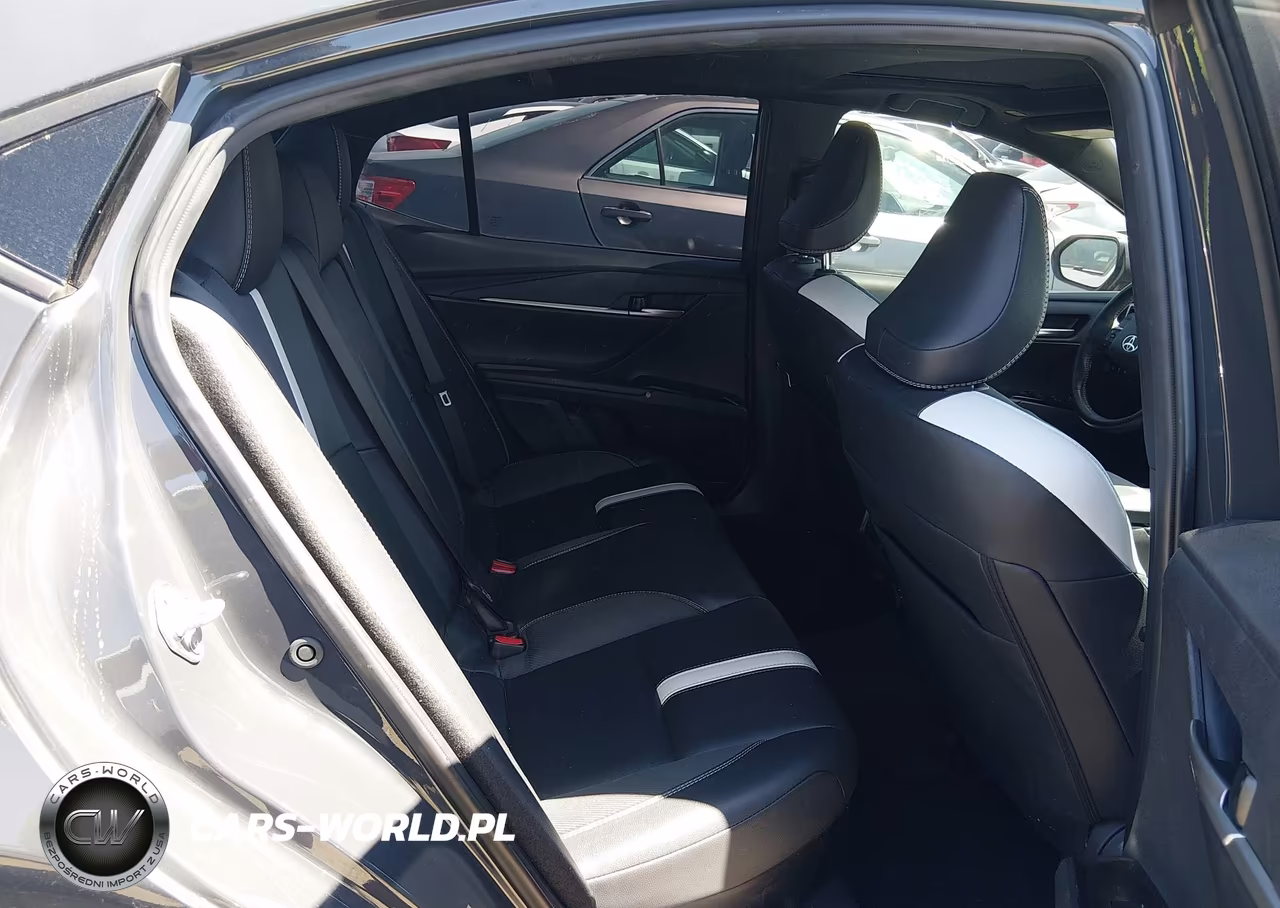 2025 Toyota Camry Se VIN:4T1DAACK1SU575569 - 8