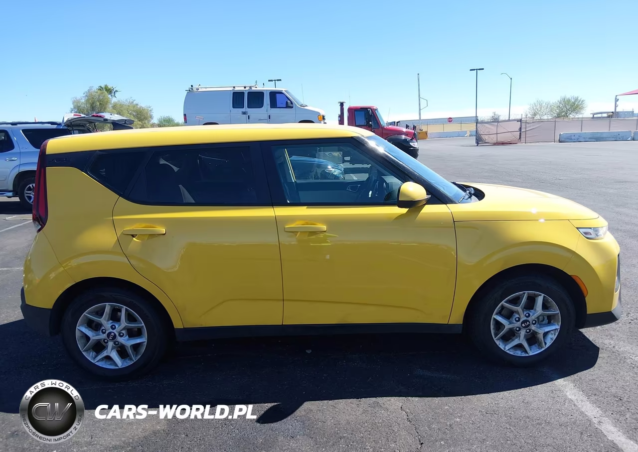 2020 Kia Soul S VIN:KNDJ23AU7L7093340 - 13