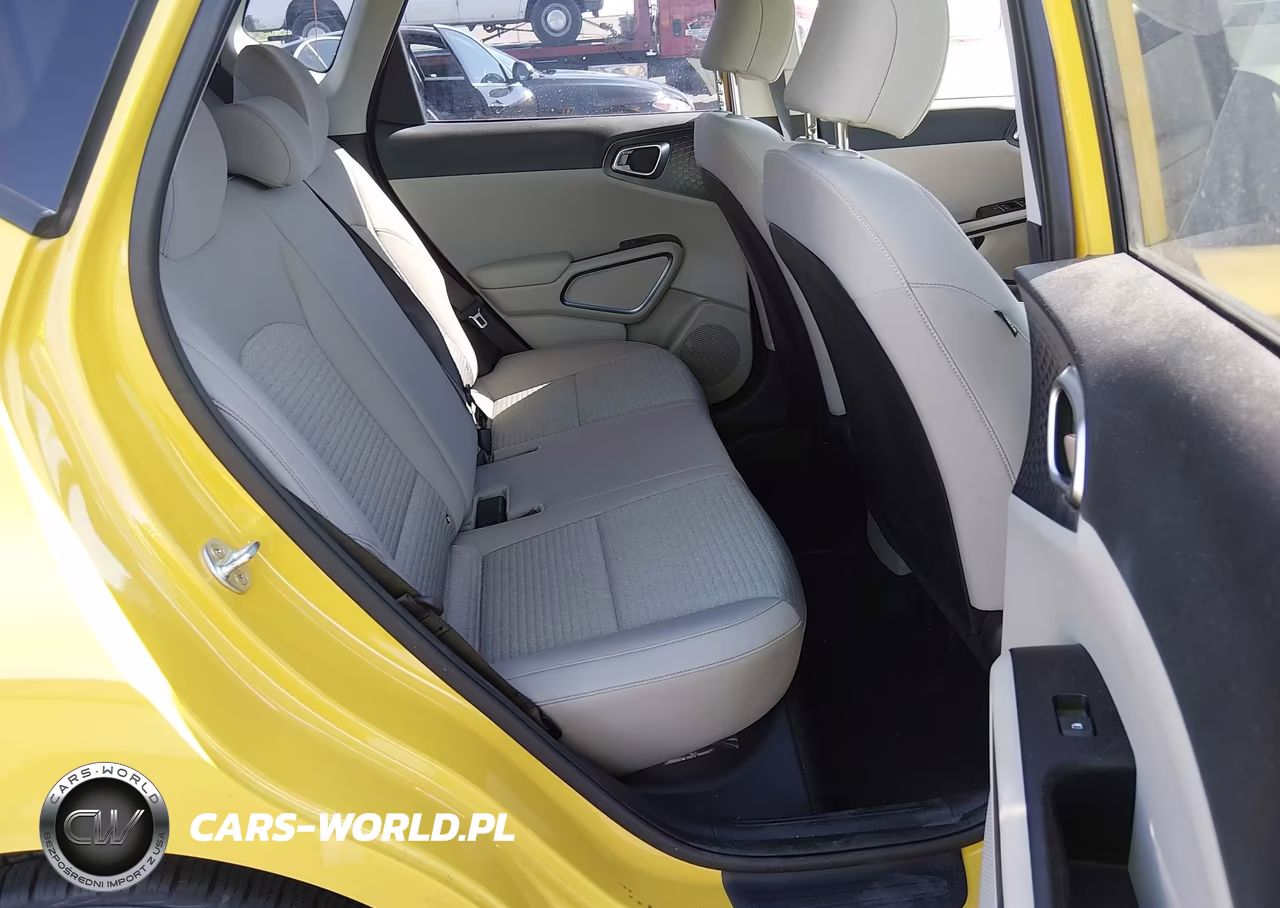 2020 Kia Soul S VIN:KNDJ23AU7L7093340 - 8