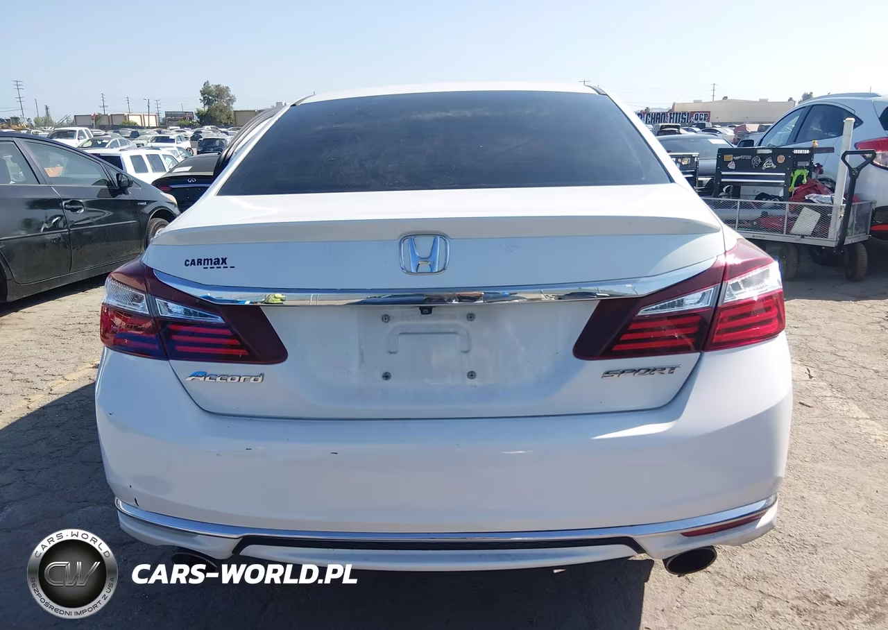 2017 Honda Accord Sport VIN:1HGCR2F68HA169376 - 16