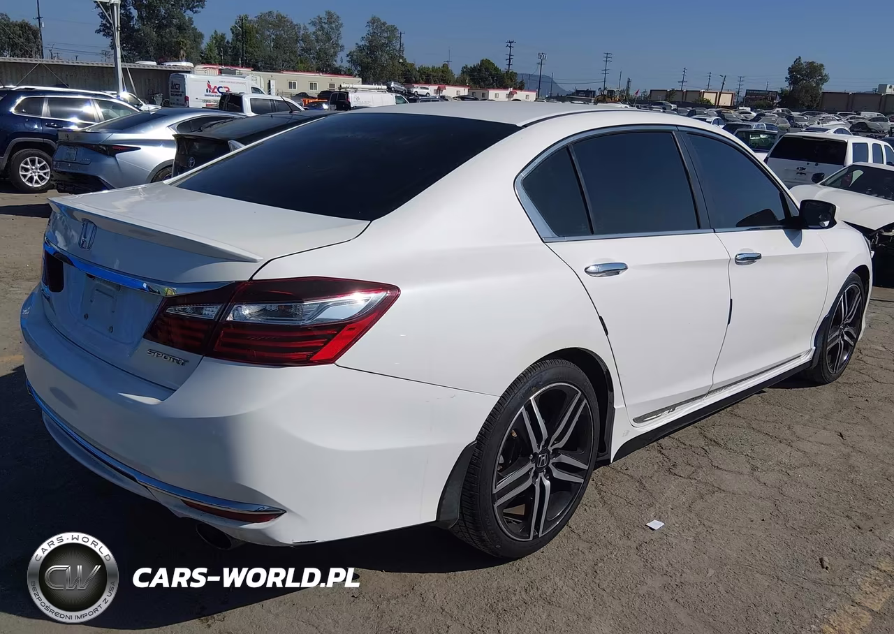 2017 Honda Accord Sport VIN:1HGCR2F68HA169376 - 4