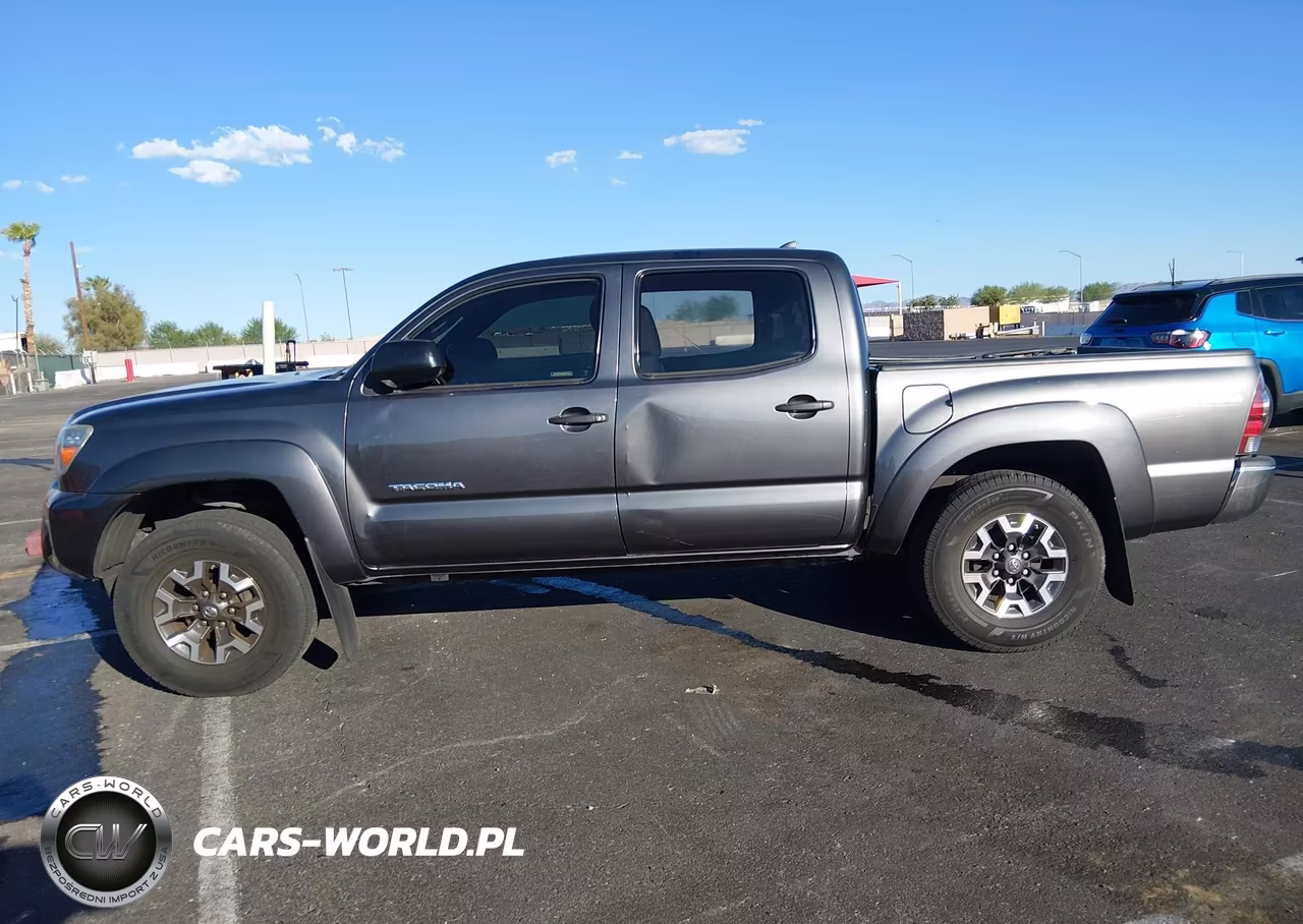 2013 Toyota Tacoma Prerunner V6 VIN:3TMJU4GN2DM144721 - 14