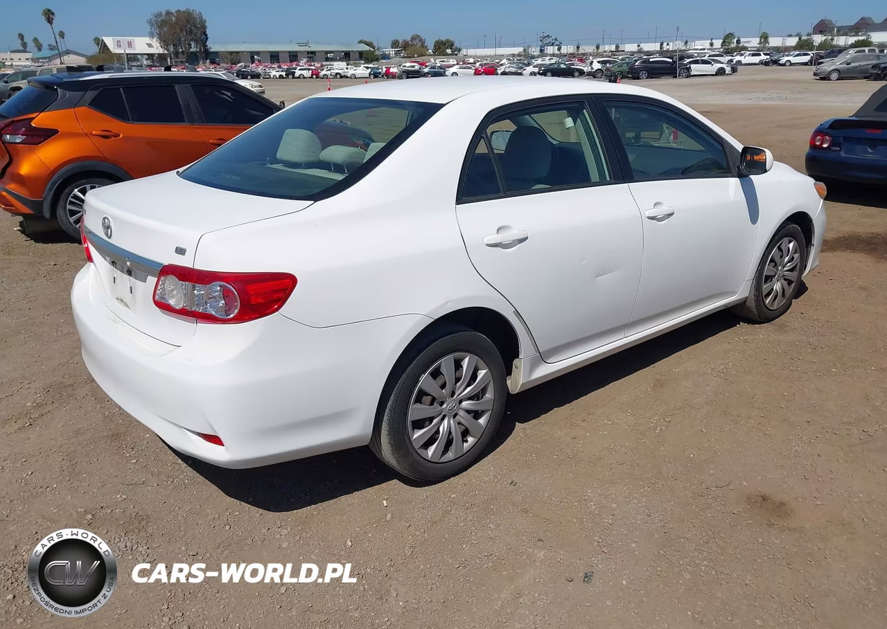 2012 Toyota Corolla Le VIN:JTDBU4EE3C9173441 - 4