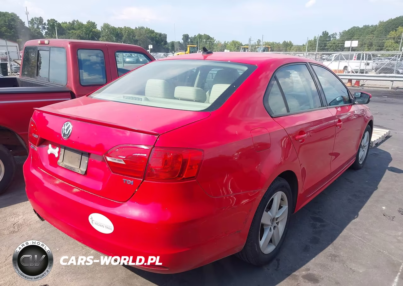 2011 Volkswagen Jetta 2.0L Tdi VIN:3VWLL7AJ4BM080887 - 4