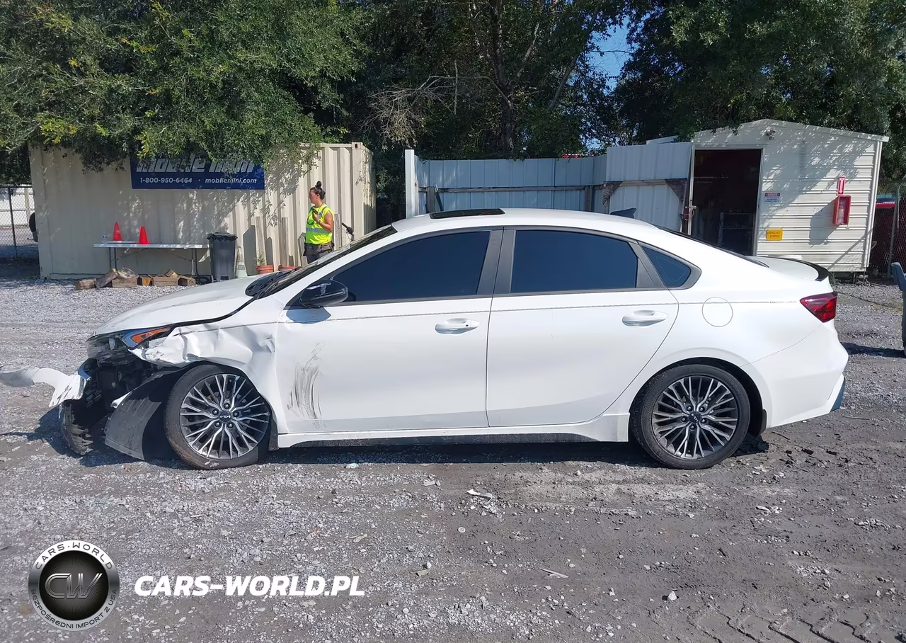 2023 Kia Forte Gt-Line VIN:3KPF54AD3PE687772 - 14