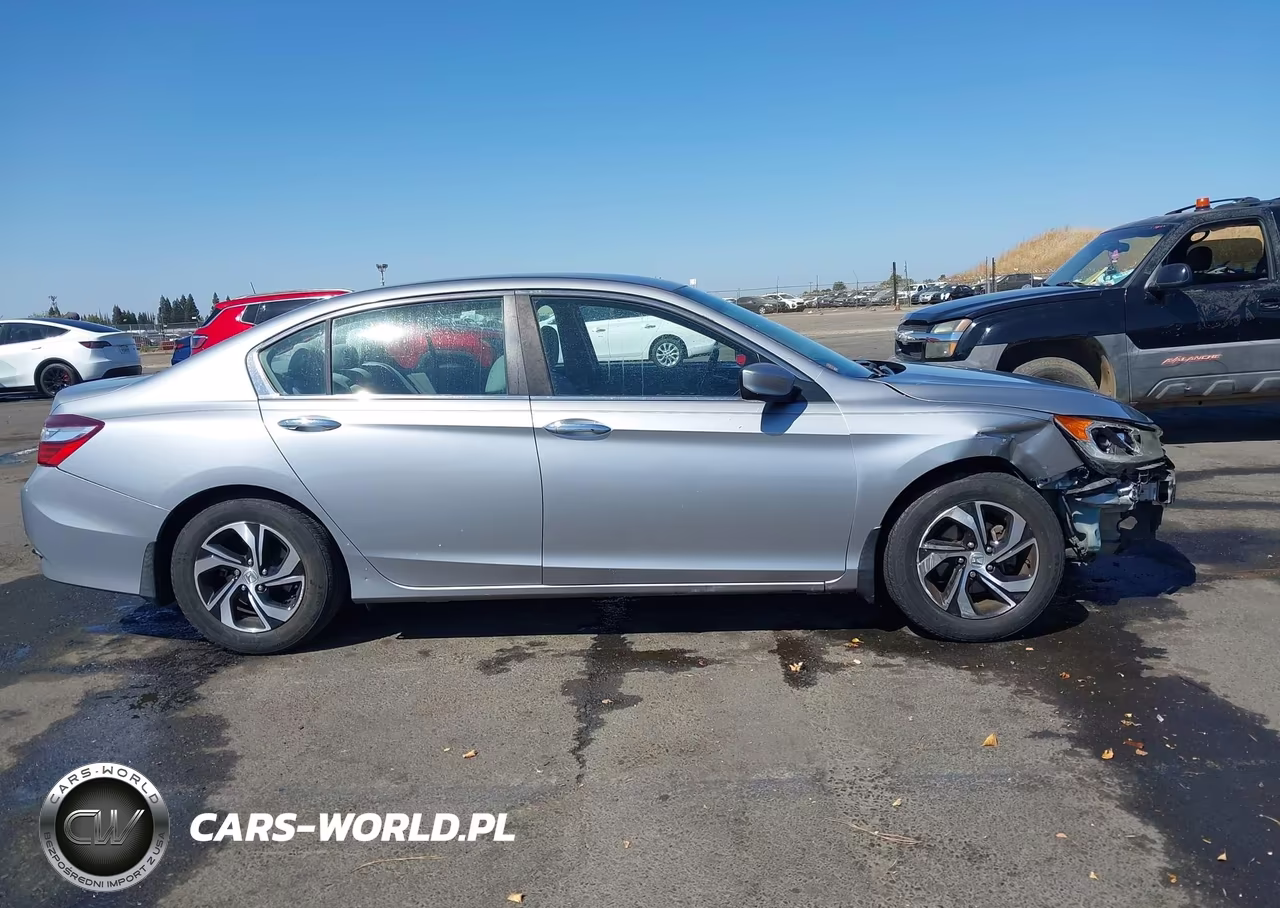 2017 Honda Accord Lx VIN:1HGCR2F37HA115377 - 14