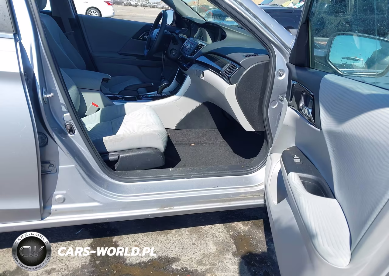 2017 Honda Accord Lx VIN:1HGCR2F37HA115377 - 5