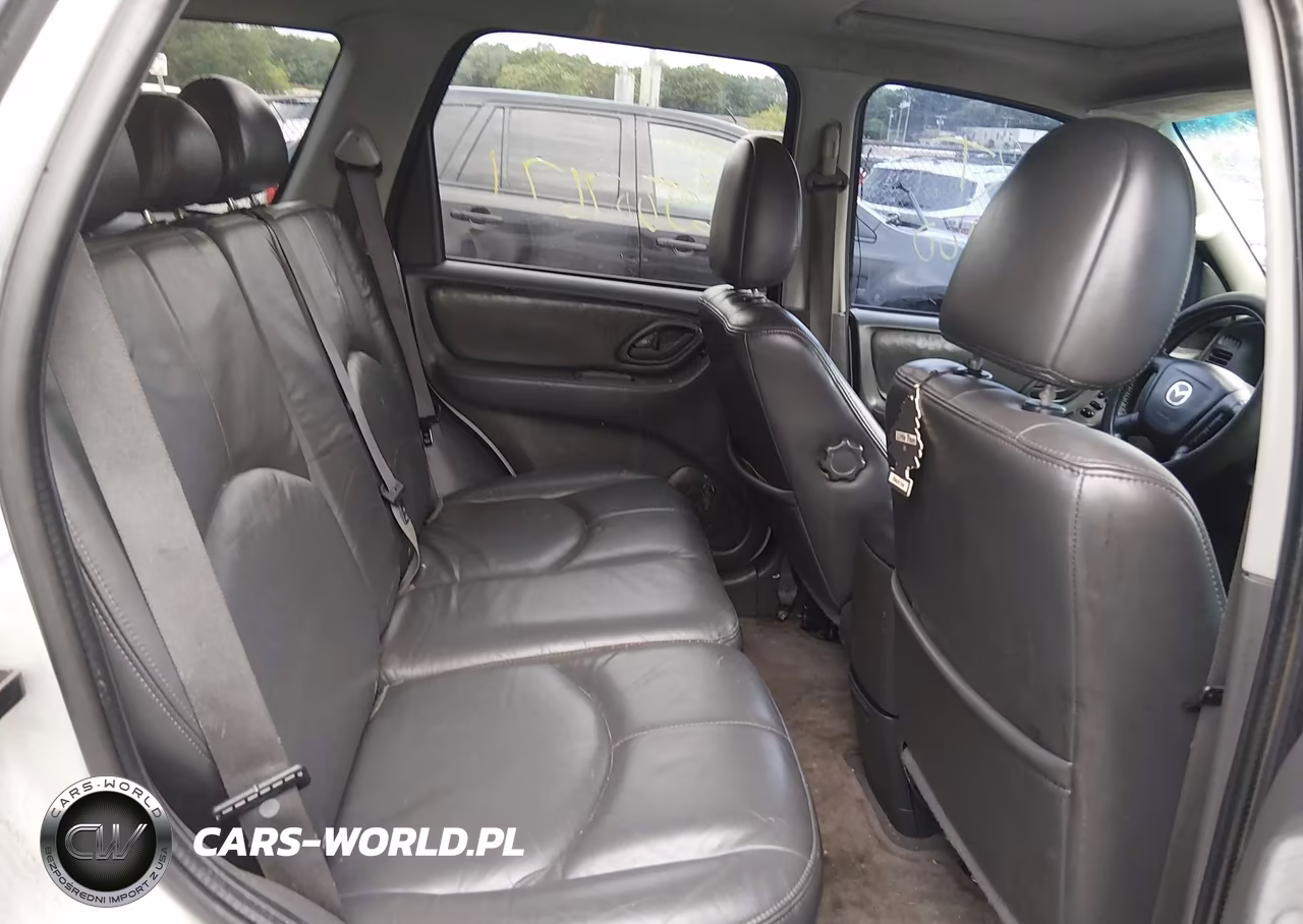 2005 Mazda Tribute S VIN:4F2CZ061X5KM03899 - 8