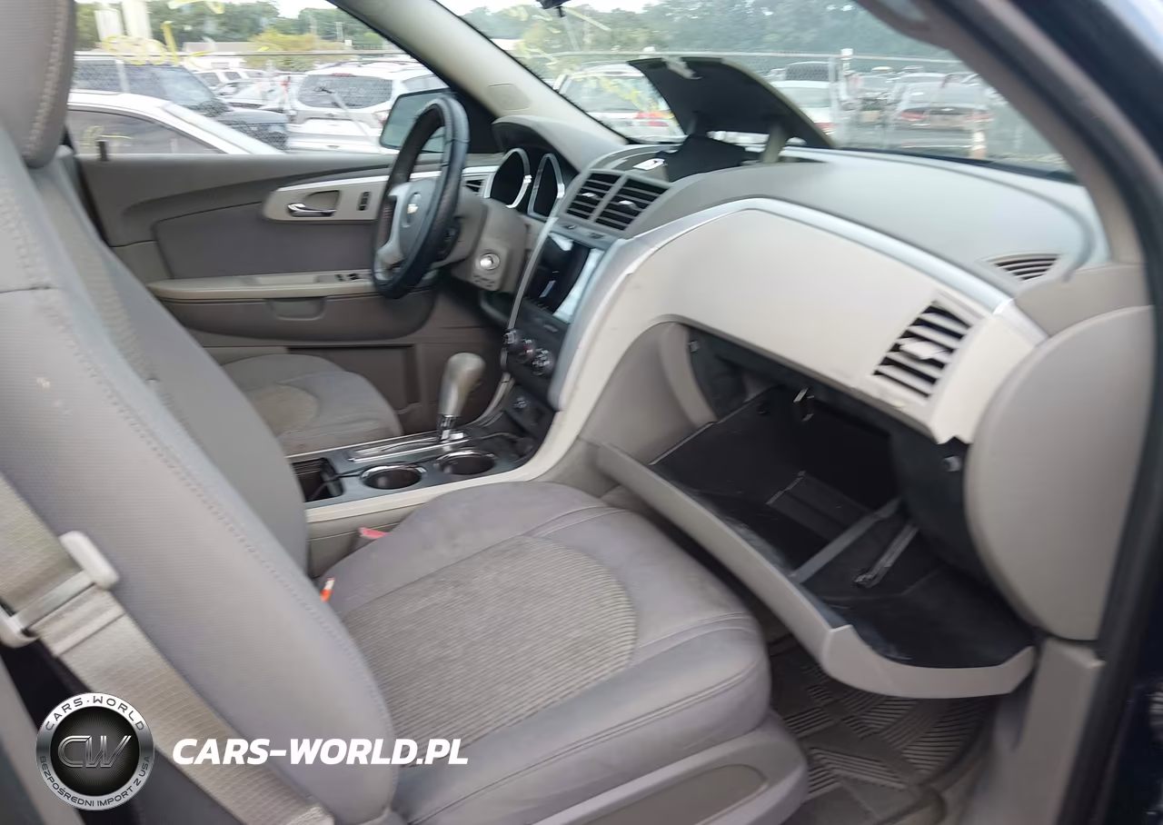 2011 Chevrolet Traverse Ls VIN:1GNKRFED2BJ368486 - 5