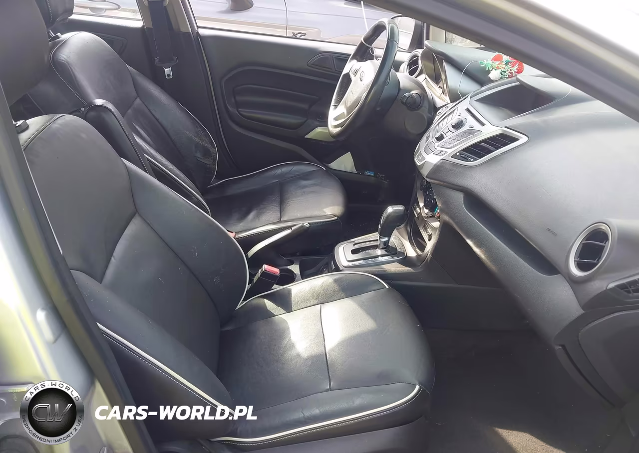 2013 Ford Fiesta Titanium VIN:3FADP4FJ6DM175253 - 5
