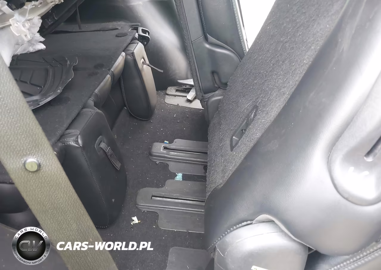 2018 Nissan Pathfinder Sl VIN:5N1DR2MN8JC620826 - 19