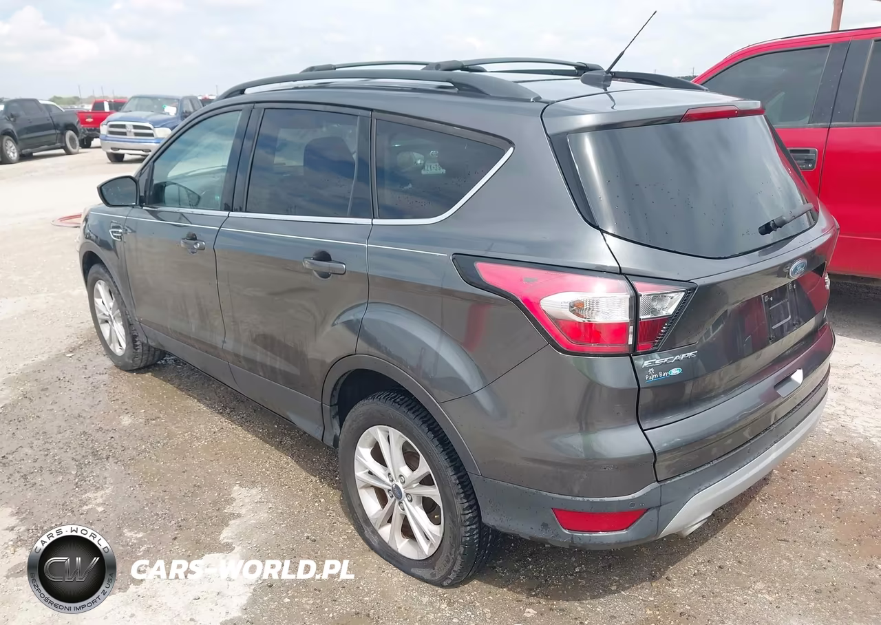 2017 Ford Escape Se VIN:1FMCU0G98HUD91243 - 3