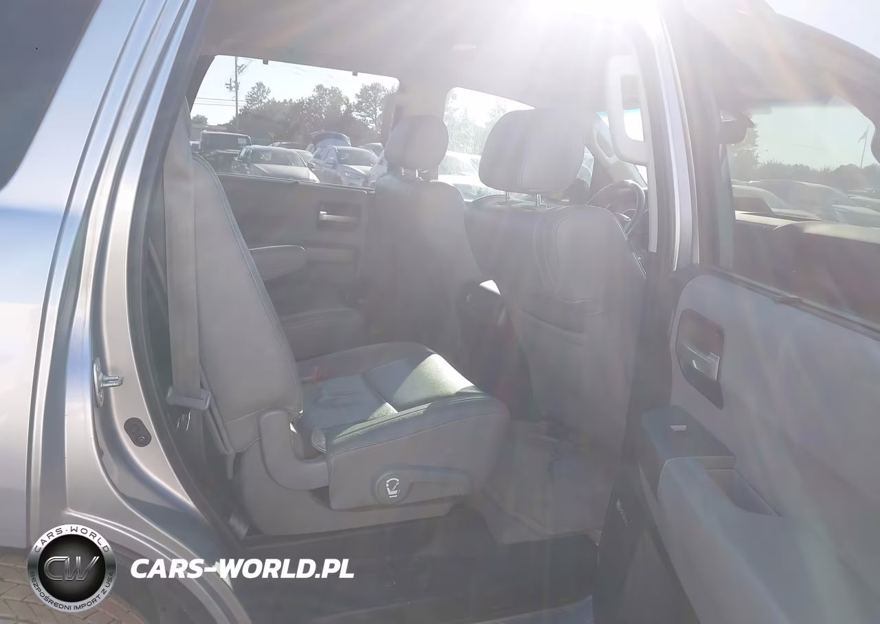 2010 Toyota Sequoia Limited 5.7L V8 VIN:5TDJW5G15AS026803 - 8