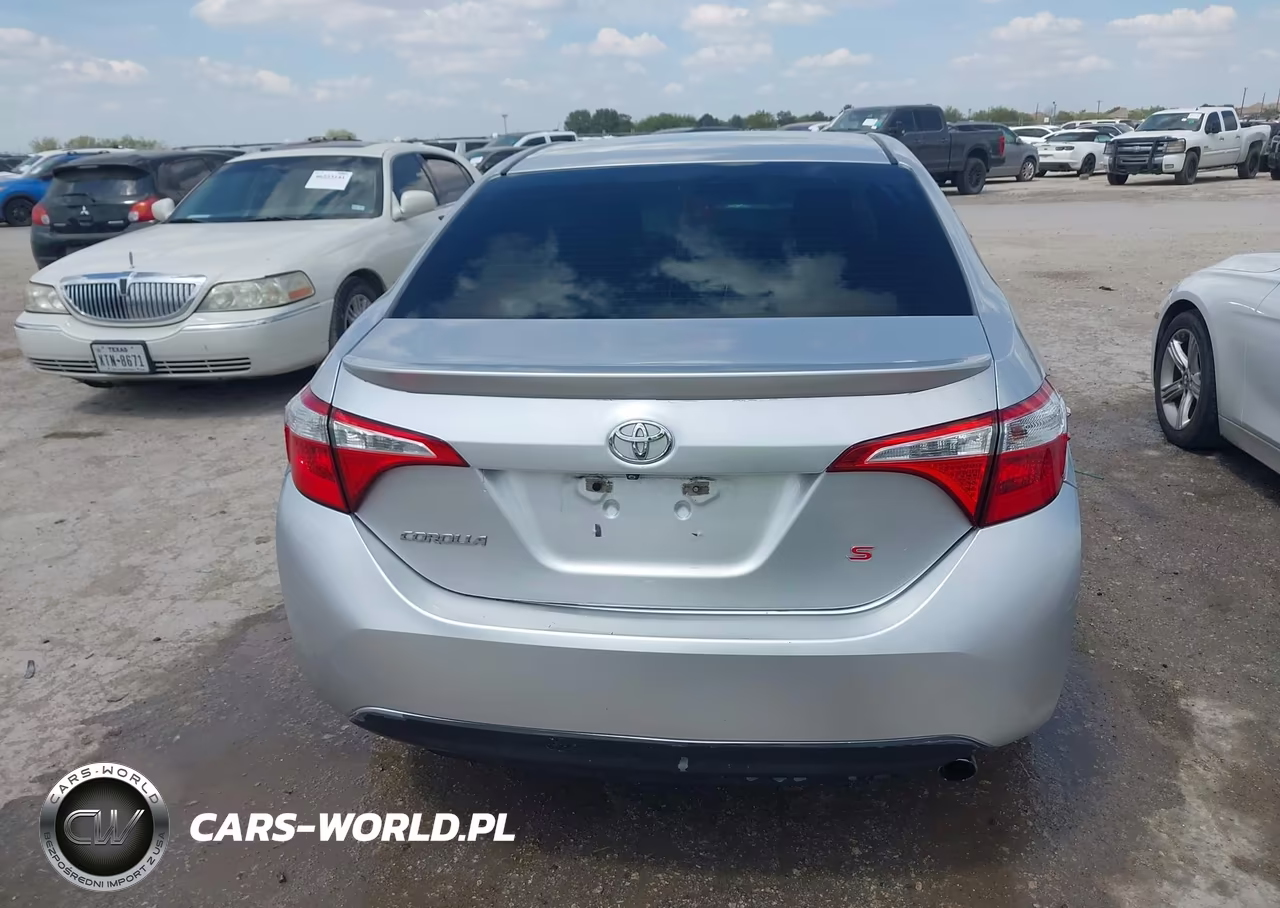 2015 Toyota Corolla S VIN:5YFBURHE4FP206471 - 16