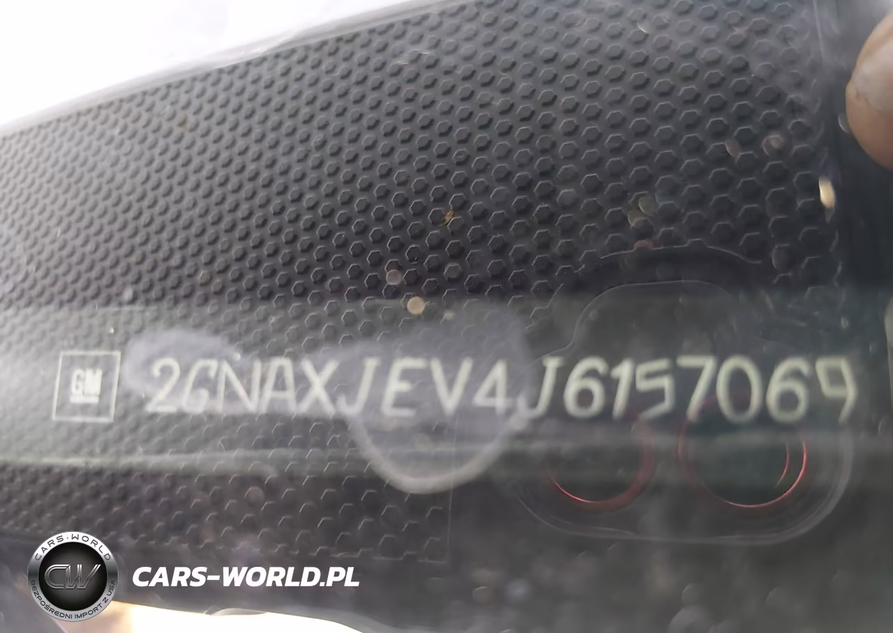 2018 Chevrolet Equinox Lt VIN:2GNAXJEV4J6157069 - 9