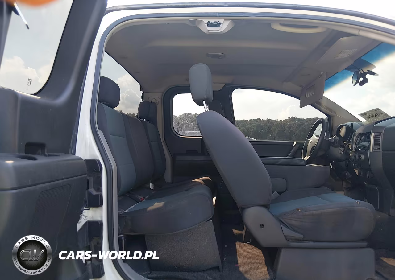 2004 Nissan Titan Xe VIN:1N6AA06AX4N582387 - 8