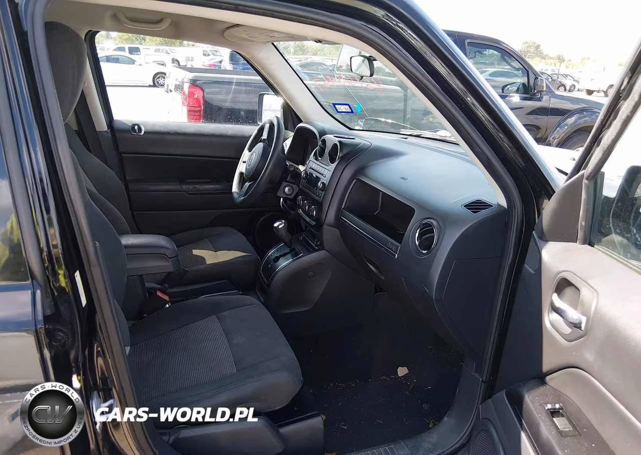 2012 Jeep Patriot Sport VIN:1C4NJRBBXCD538000 - 5