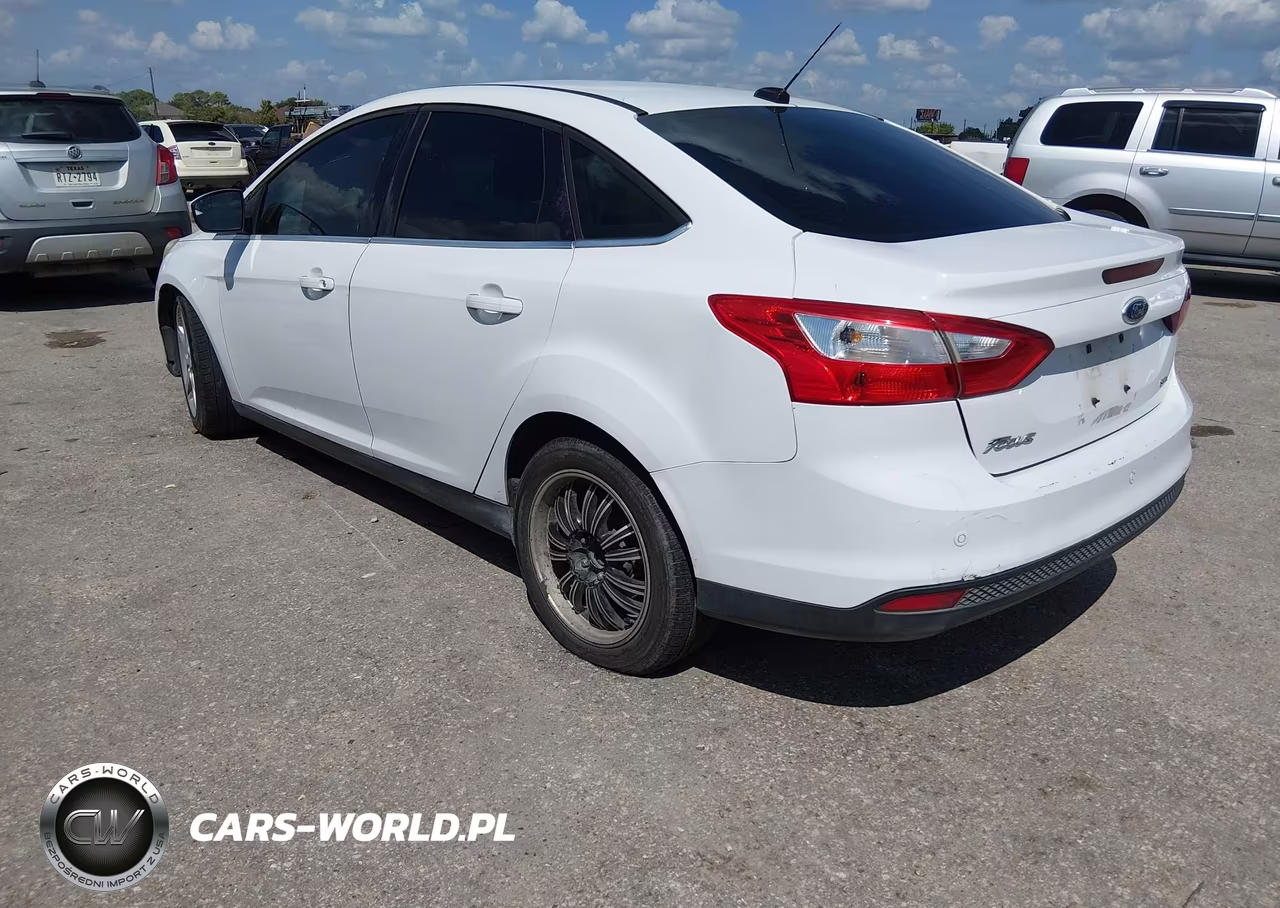 2012 Ford Focus Sel VIN:1FAHP3H21CL177008 - 3