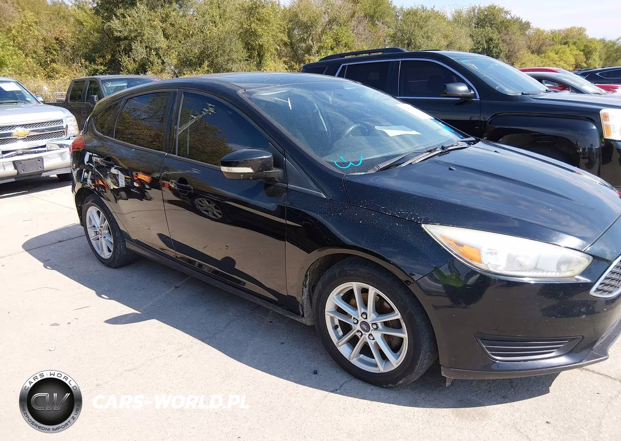 2016 Ford Focus Se VIN:1FADP3K28GL240926 - 13