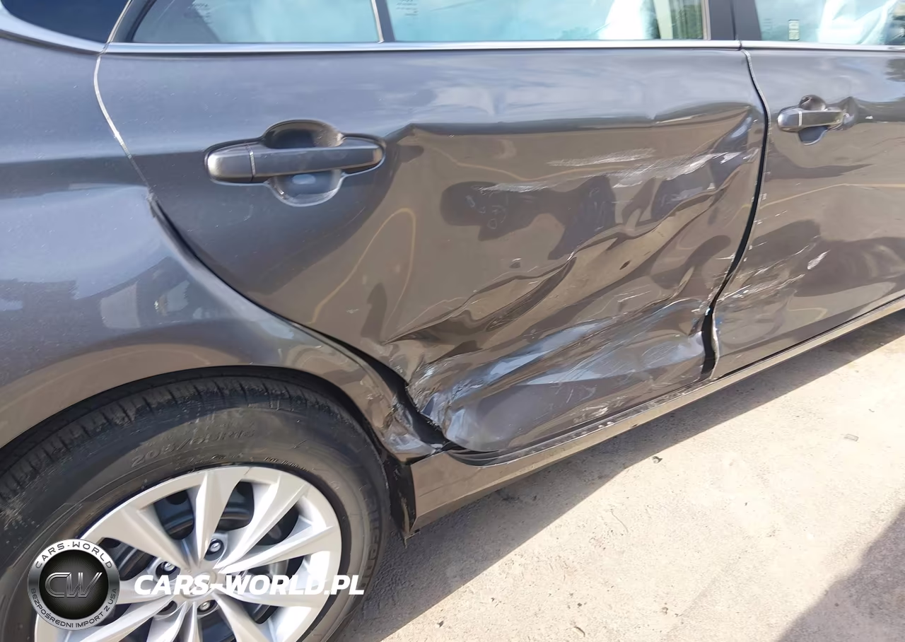 2017 Toyota Camry Le VIN:4T1BF1FK2HU729378 - 6