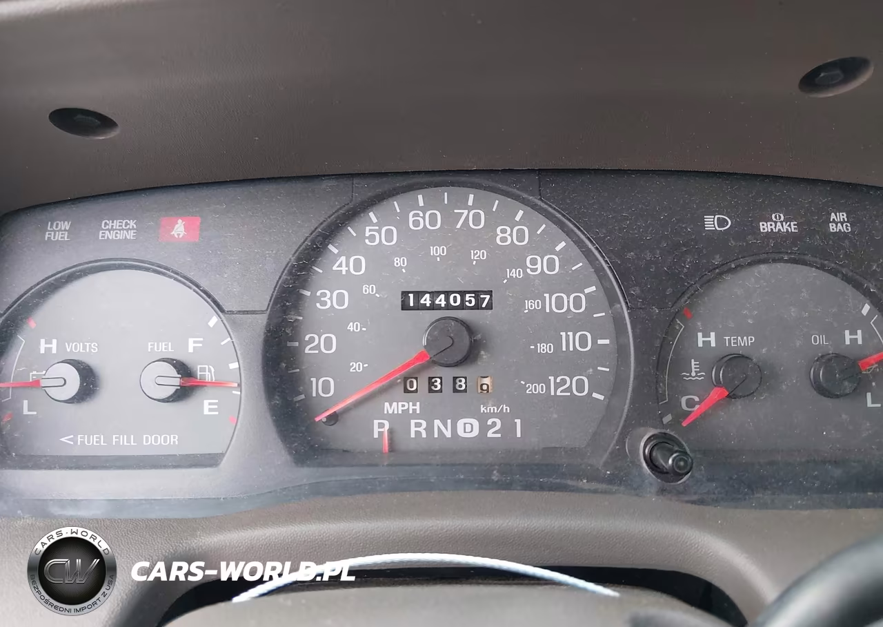 2002 Mercury Grand Marquis Ls VIN:2MEFM75W22X624504 - 7