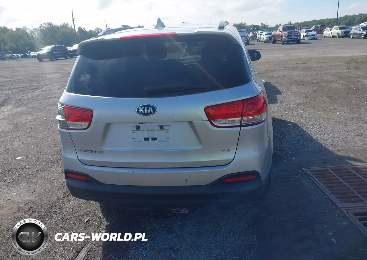 2016 Kia Sorento 3.3L Lx VIN:5XYPGDA50GG160170 - 16