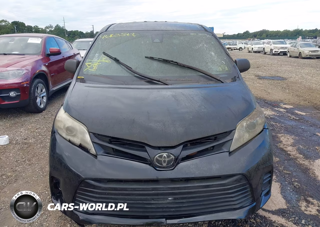 2019 Toyota Sienna L 7 Passenger VIN:5TDZZ3DC2KS018390 - 12