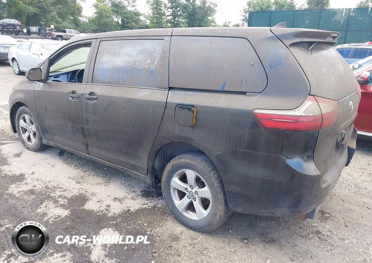 2019 Toyota Sienna L 7 Passenger VIN:5TDZZ3DC2KS018390 - 3