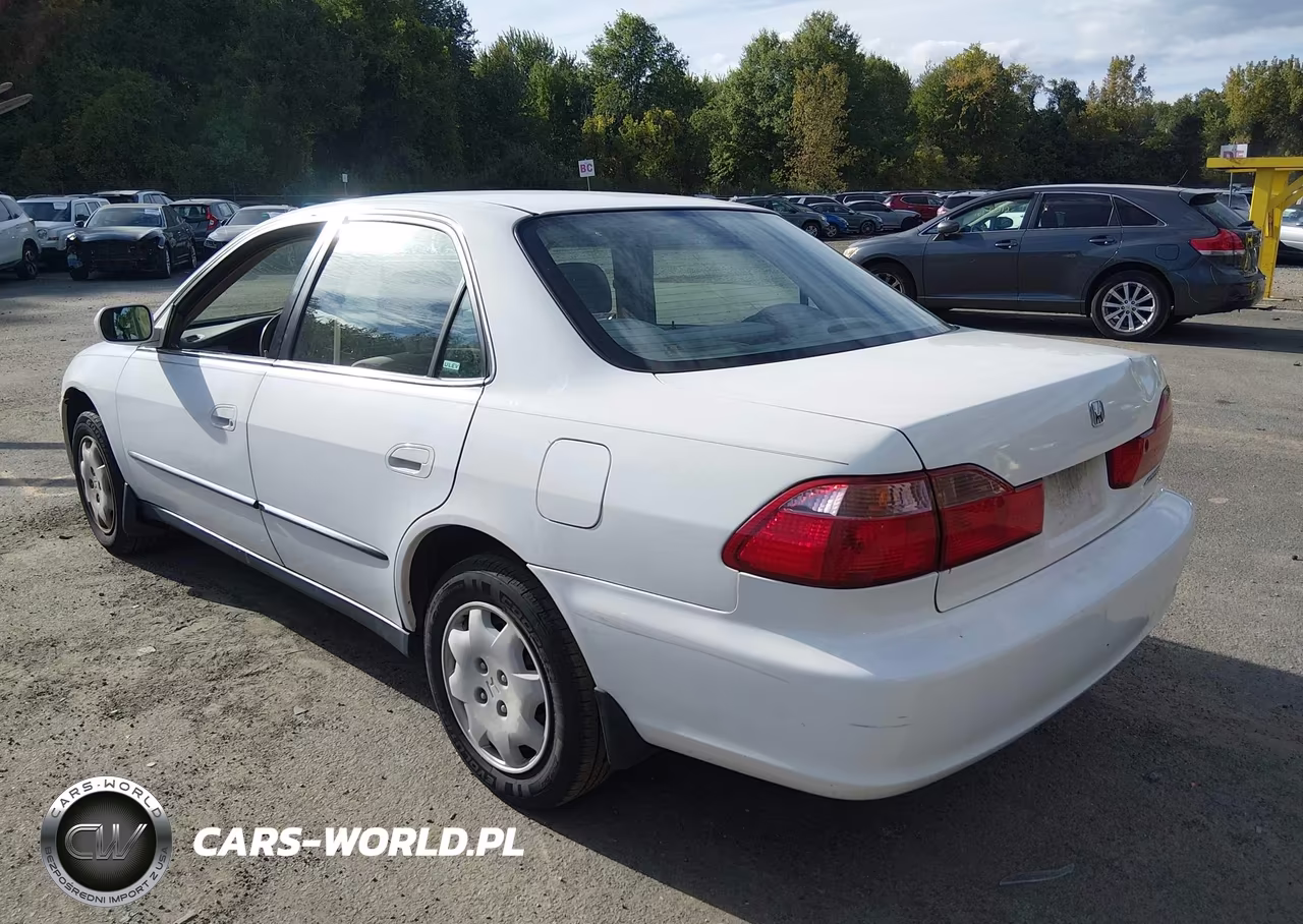 2000 Honda Accord 2.3 Lx VIN:1HGCG6659YA128646 - 3