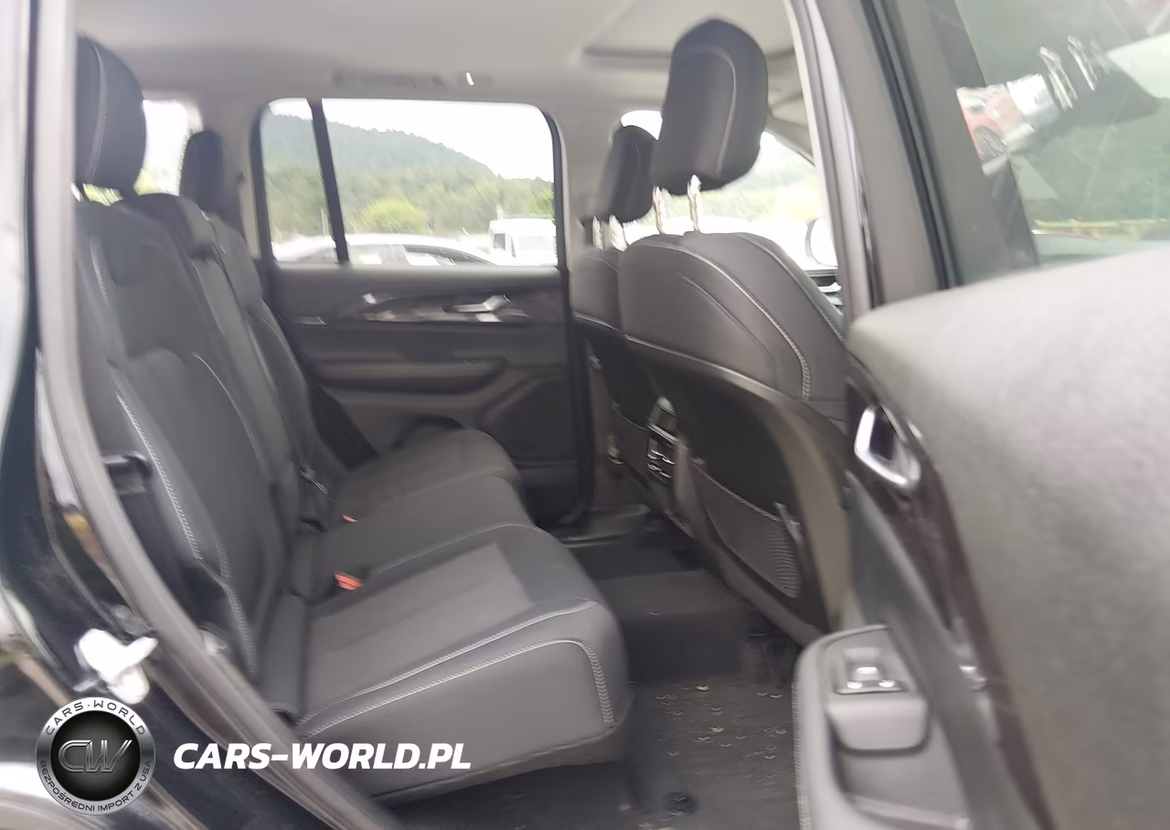 2023 Jeep Grand Cherokee Laredo 4X4 VIN:1C4RJHAG4PC529328 - 8
