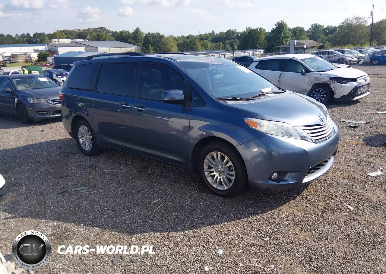 2016 Toyota Sienna Xle Premium 8 Passenger