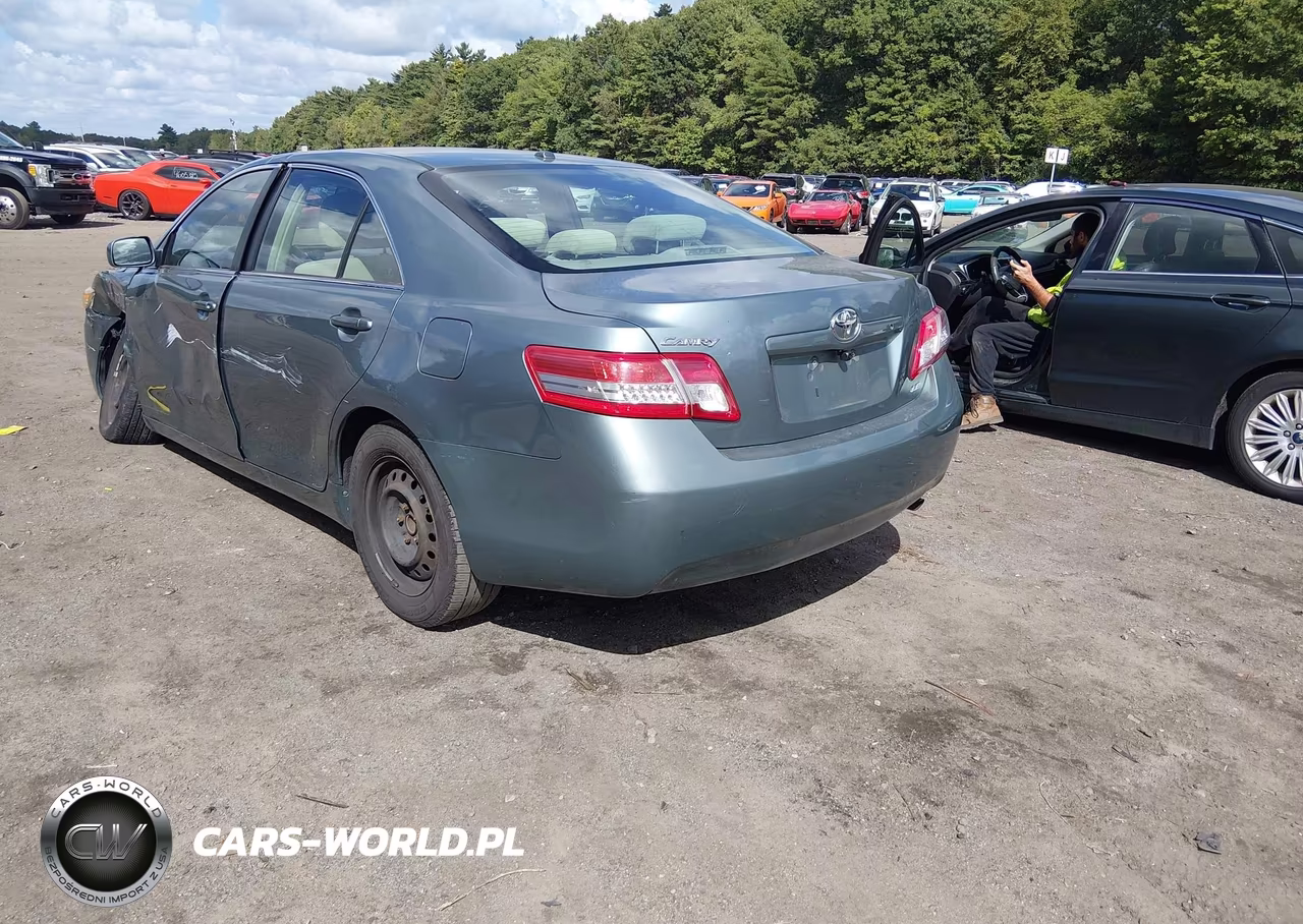 2010 Toyota Camry Le VIN:4T4BF3EK4AR052598 - 2